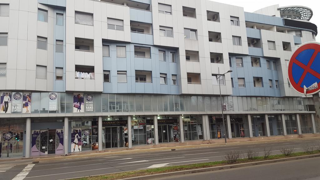 Apartment Centrum - Free Private Parking Novi Sad Exterior foto